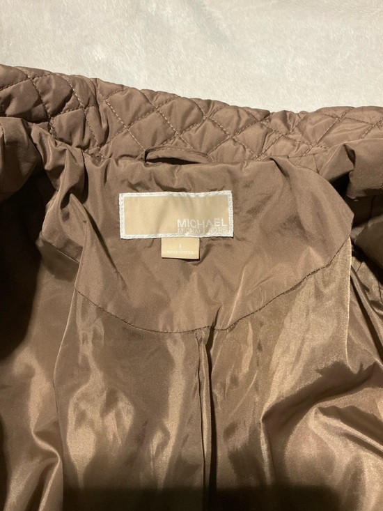 MICHAEL Michael Kors Quilted Brown Lightweight Jacket - Picture 4 of 7